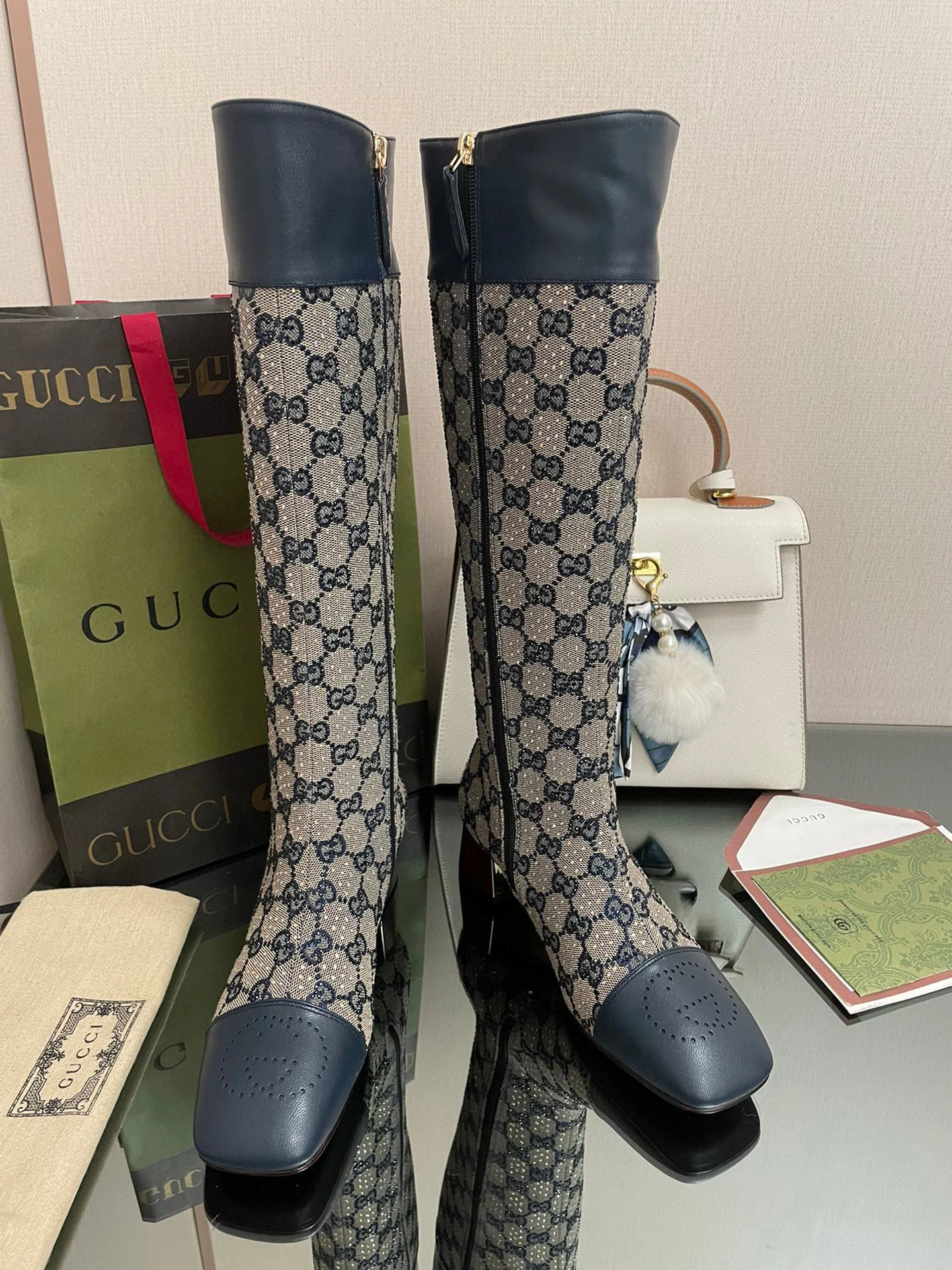 coco- heel height ：4.5CM Sheepskin item:B-X198J2001